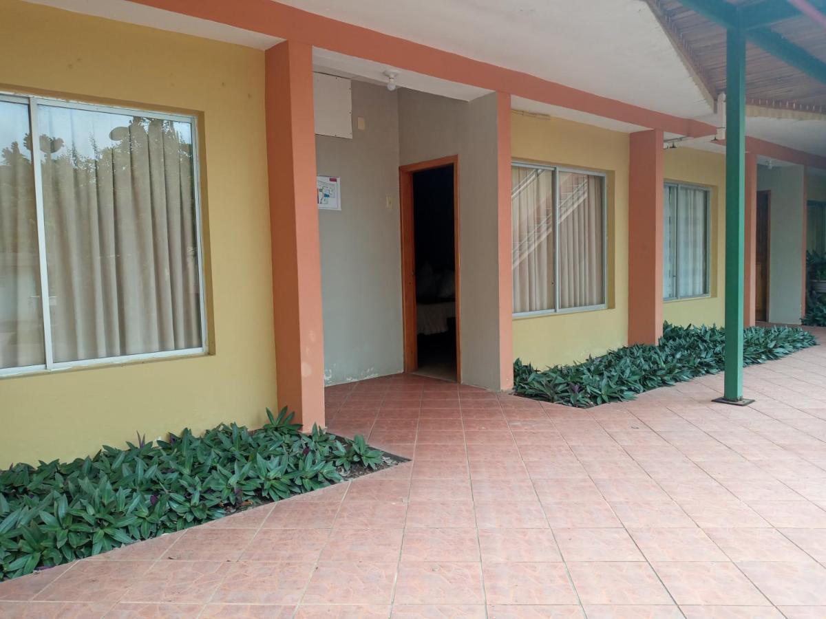 Hotel Palmeras Galapagos Puerto Ayora  Exterior photo